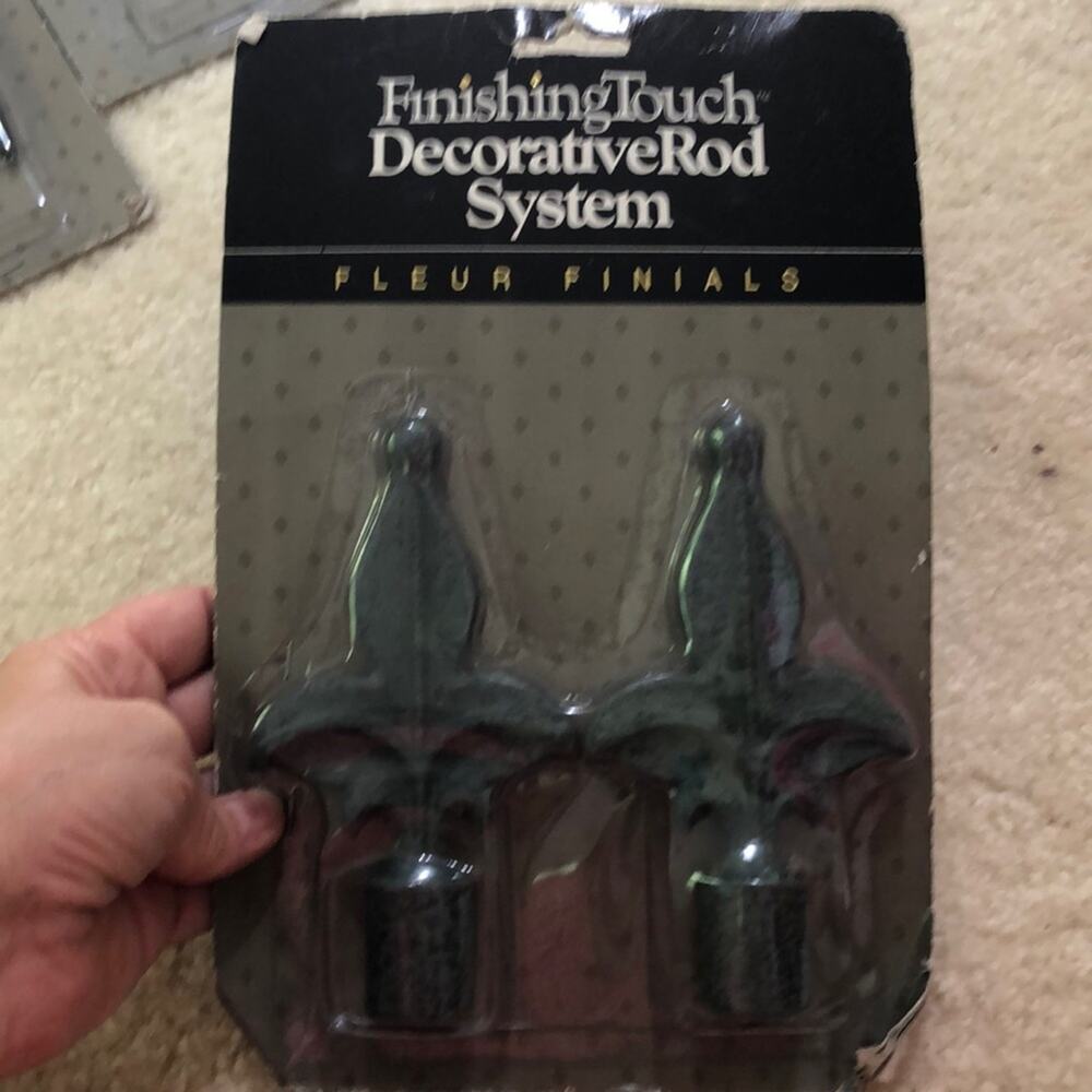 Fleur finials patina green NWT Metal heavy weight